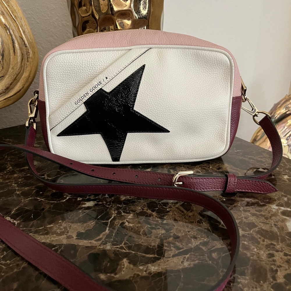 Golden Goose Star Made in Italy Soft-Grain Leather Crossbody Bag. - Picture 10 of 10